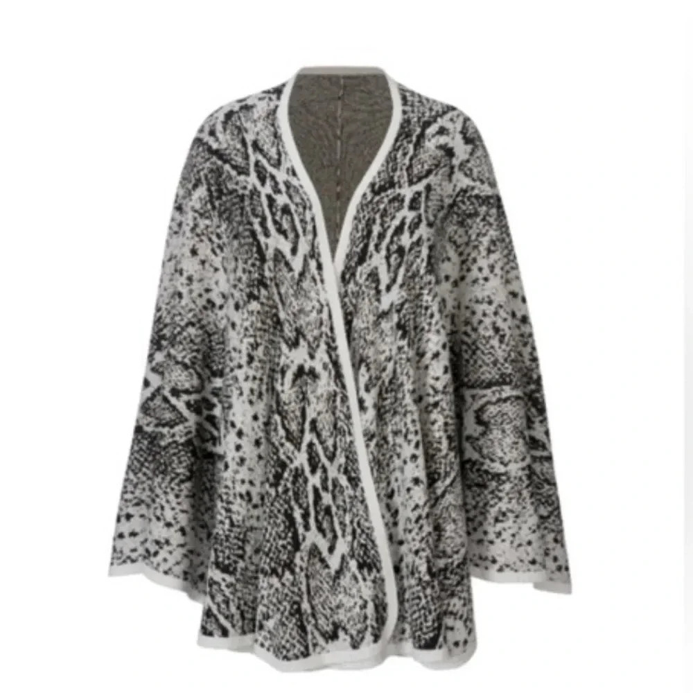 Cabi Serpent Wrap sweater black/white snake print